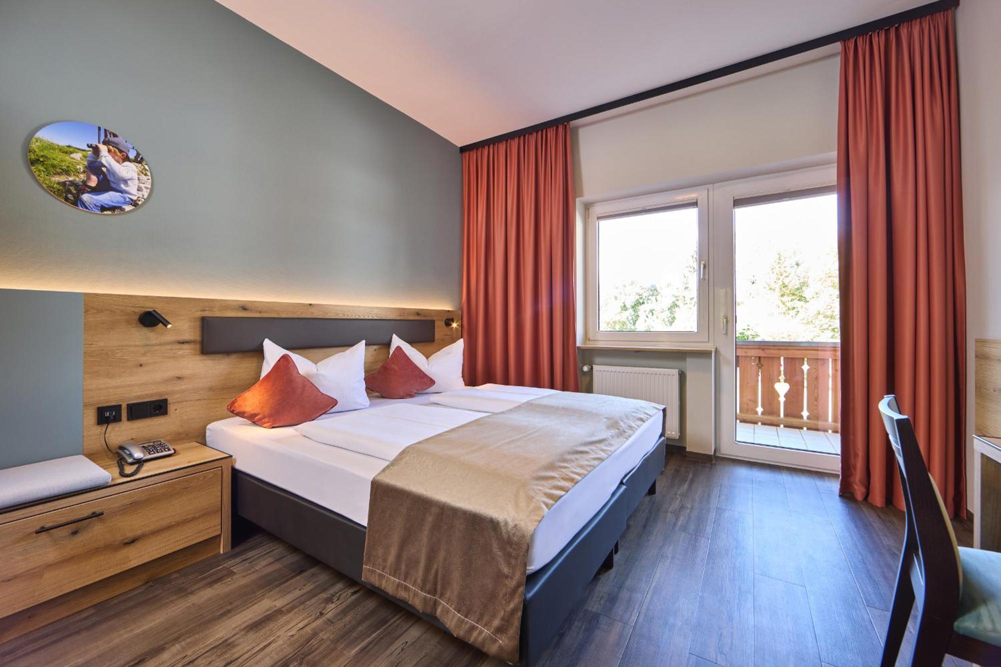 Aura-Hotel Saulgrub Bagian luar foto