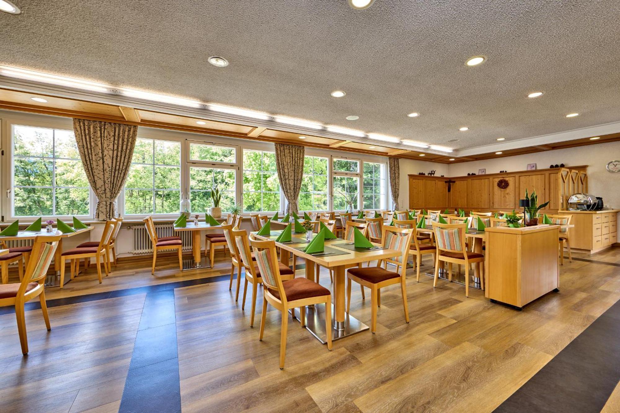 Aura-Hotel Saulgrub Bagian luar foto